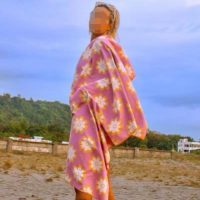 Microfiber Sand Proof Beach Towel with Corner Pockets