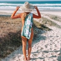 Wholesale Large Dry Fast Target Beach Towels for Swimmers