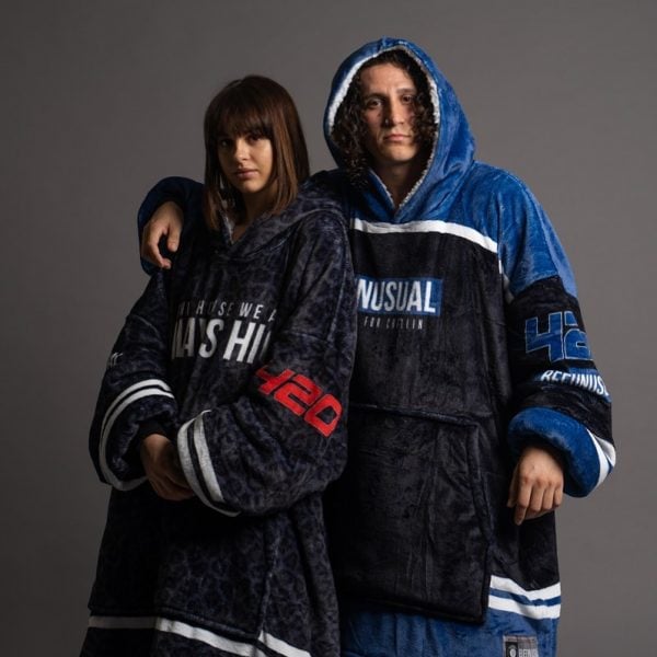 hooded blanket for adults