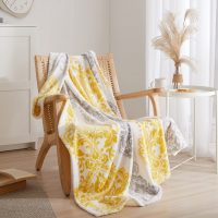 OEM ODM Customization Services Large Flannel Coral Fleece Throw Luxury Extra Soft Elegant Bed Warm Blankets